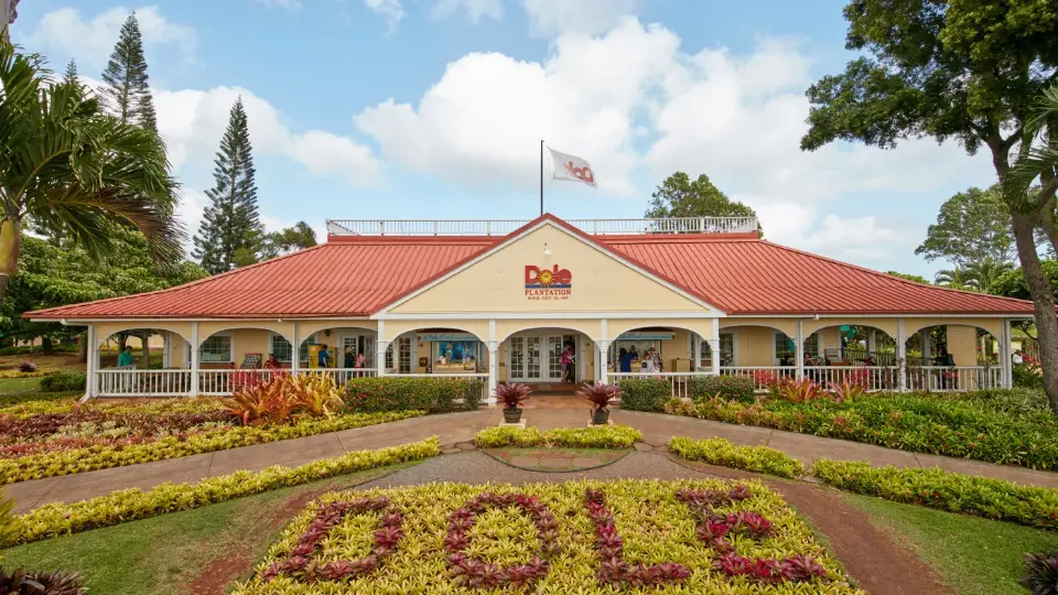 Dole Plantation pavilion and garden